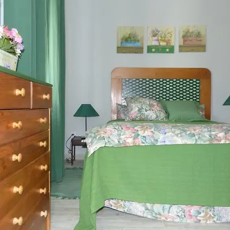 Casa Amarela - Center By The *